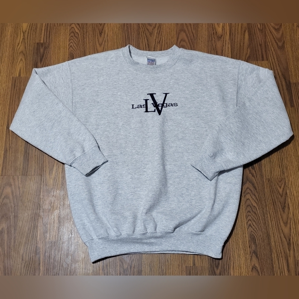 Las Vegas Vintage Embroidered Crewneck Sweatshirt Heavyweight Long Sleeve L C87
